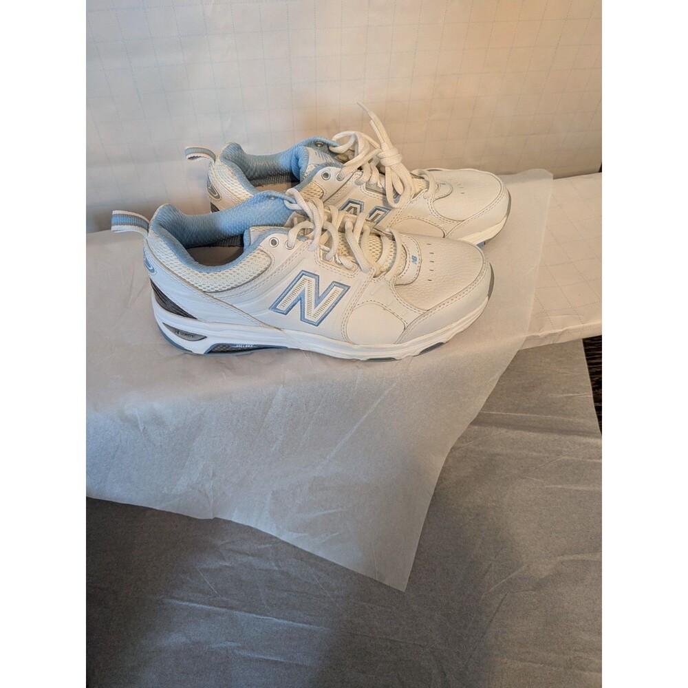 New Balance Women's 857v2 Cross-Training Shoes /US Size 9/ White w/Light Blue